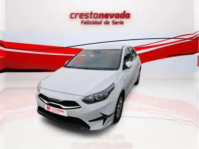 Usado Kia XCeed 100 CV (73 kW) 2021 Blanco SUV