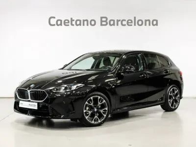 Usado BMW 118 Comfort Edition 150 CV (110 kW) 2025 Negro Utilitario