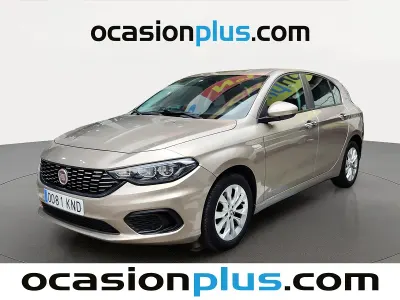 Begagnad Fiat Tipo Easy 95 HK (69 kW) 2018 Brun Sedan