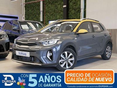 Usado Kia Stonic 100 CV (73 kW) 2023 Gris SUV