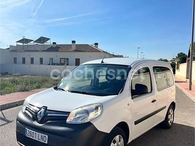 Usado Renault Kangoo 95 CV (69 kW) 2021 Blanco Monovolumen