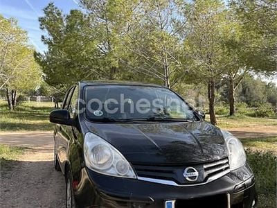 Usado Nissan Note Acenta 86 CV (63 kW) 2010 Negro Utilitario
