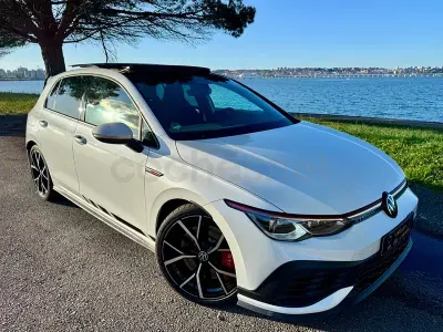 Usado VW Golf VII GTI Clubsport 301 CV (221 kW) 2021 Blanco Utilitario