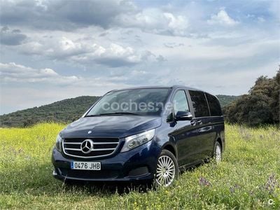 Mercedes V220