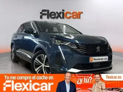 Usado Peugeot 3008 Allure 130 CV (95 kW) 2021 Azul SUV