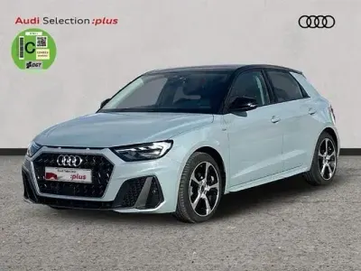 Usado Audi A1 Sportback 116 CV (85 kW) 2025 Gris Utilitario