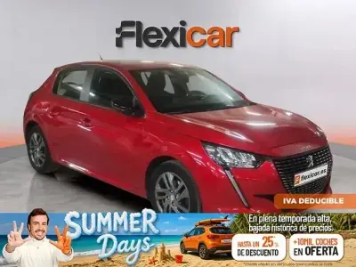 Usado Peugeot 208 Allure 100 CV (73 kW) 2022 Rojo Utilitario