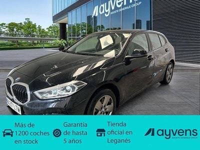 Usado BMW 118 Comfort Edition 150 CV (110 kW) 2021 Negro Utilitario