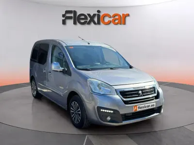 Occasion Peugeot Partner Tepee Outdoor 100 ch (73 kW) 2017 Gris Monospace