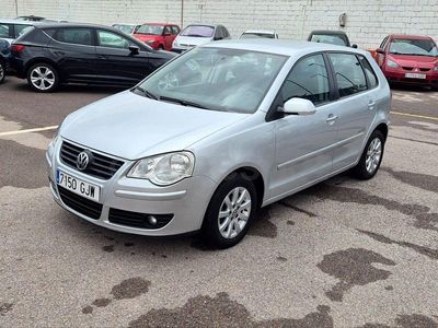 Usado VW Polo United 105 CV (77 kW) 2008 Gris / plata Utilitario