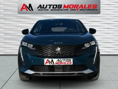 Usado Peugeot 3008 Allure 131 CV (96 kW) 2024 Gris SUV