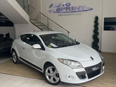 Usado Renault Mégane Dynamique 105 CV (77 kW) 2009 Blanco Berlina