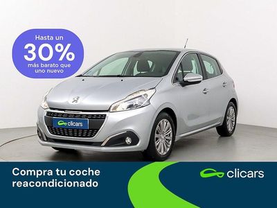 Gris / plata Usado 2018 Peugeot 208 Allure Utilitario | 9790 € (Precio justo)
