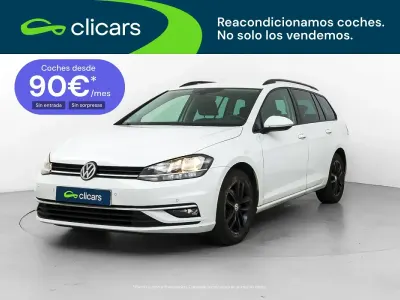Usado VW Golf VII Advance 125 CV (91 kW) 2018 Blanco Familiar