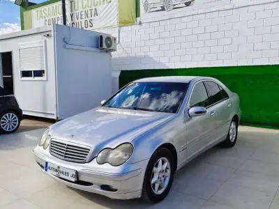 Usado Mercedes C220