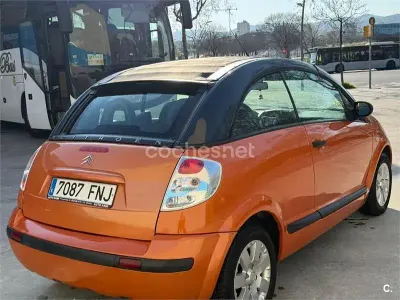 Usado Citroën C3 Pluriel Exclusive 70 CV (51 kW) 2007 Naranja Descapotable