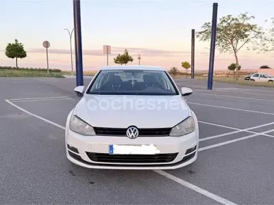 Usado VW Golf VII 110 CV (80 kW) 2015 Blanco Berlina