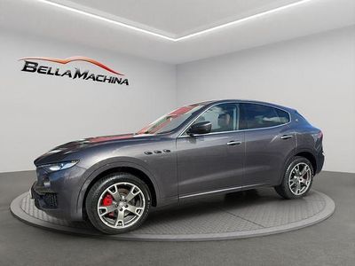 Usado Maserati Levante GranLusso 275 CV (202 kW) 2017 Gris / plata SUV