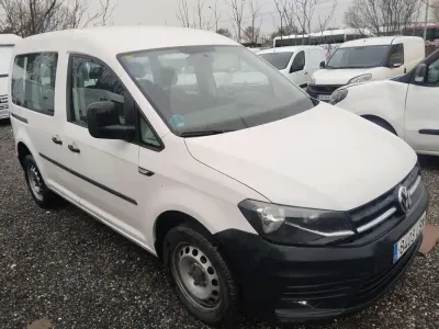 Usado VW Caddy 122 CV (89 kW) 2019 Blanco Monovolumen