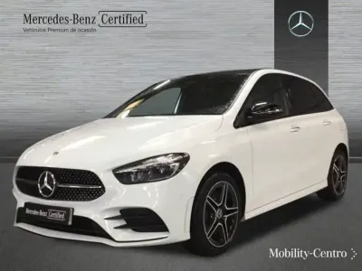 Usado Mercedes B250 AMG line 217 CV (159 kW) 2023 Digital white  metallic paint Monovolumen