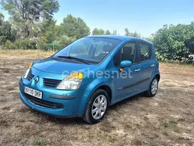 Usado Renault Modus Dynamique 85 CV (62 kW) 2006 Azul Monovolumen