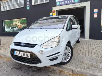 Begagnad Ford S-MAX