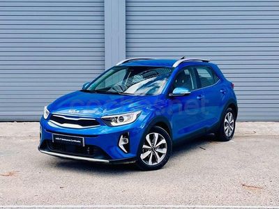 Usado Kia Stonic 100 CV (73 kW) 2024 Azul SUV