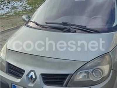 Usado Renault Scénic II Dynamique 130 CV (95 kW) 2007 Gris / plata Monovolumen