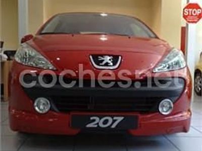 Rojo Usado 2006 Peugeot 207 Sport Berlina | 4500 € (Buen precio)