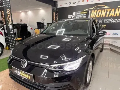 Usado VW Golf VIII Life 115 CV (84 kW) 2022 Negro Berlina