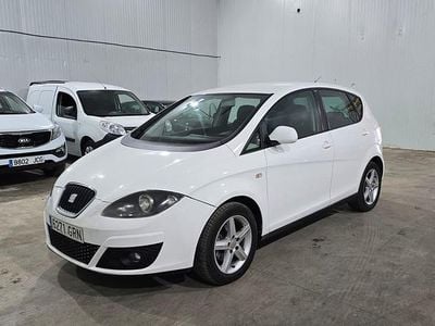 Usado Seat Altea Style 105 CV (77 kW) 2009 Blanco Monovolumen