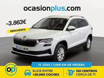 Usado Skoda Karoq Selection 115 CV (84 kW) 2024 Blanco SUV