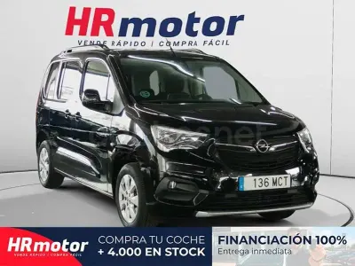 Usado Opel Combo Life Elegance 130 HP (95 kW) 2022 Preto Monovolume