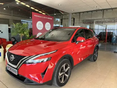 Occasion Nissan Qashqai N-Connecta 140 PK (102 kW) 2021 Rood SUV