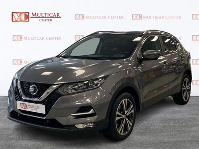 Usado Nissan Qashqai N-Connecta 115 CV (84 kW) 2018 Gris / plata SUV