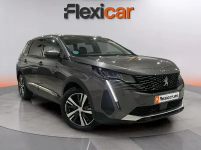 Używany Peugeot 5008 Allure 131 KM (96 kW) 2021 Szary SUV