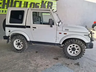 Usado Suzuki Samurai 45 CV (33 kW) 1994 Blanco SUV