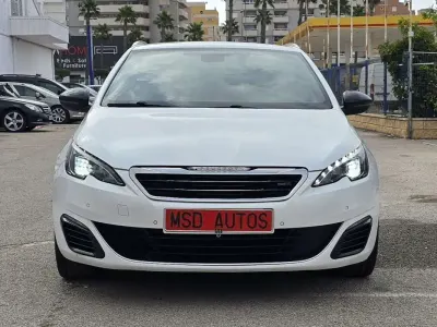 Usado Peugeot 308 SW GT 181 CV (133 kW) 2016 Blanco Familiar