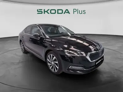 Occasion Skoda Octavia Style 150 PK (110 kW) 2022 Zwart Hatchback