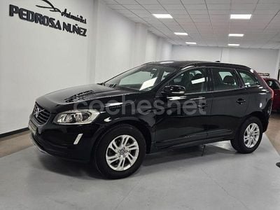 Negro Usado 2016 Volvo XC60 Kinetic SUV | 14.000 € (Precio justo)