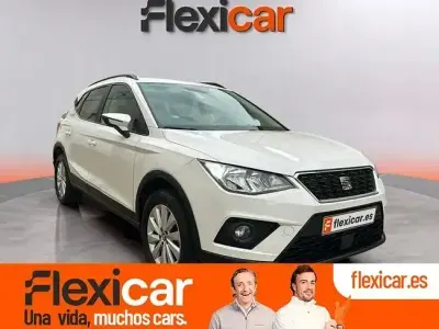 Usado Seat Arona Ecomotive 95 CV (69 kW) 2020 Blanco SUV