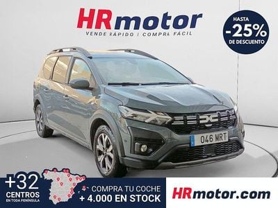 Usado Dacia Jogger Expression 110 CV (80 kW) 2024 Gris Monovolumen
