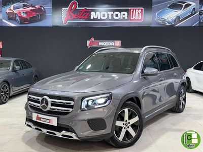 Mercedes GLB220