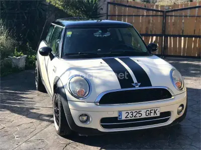 Usado Mini Cooper D 110 CV (80 kW) 2008 Beige Utilitario