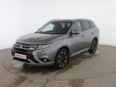 Usado Mitsubishi Outlander P-HEV 203 CV (149 kW) 2018 Gris SUV