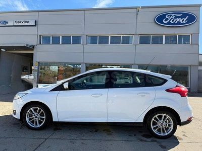 Usado Ford Focus Trend 95 CV (69 kW) 2017 Blanco Berlina