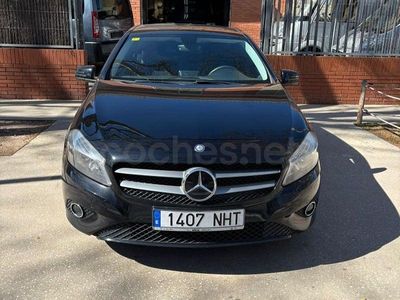 Usado Mercedes A180 Edition 122 CV (89 kW) 2014 Negro Berlina