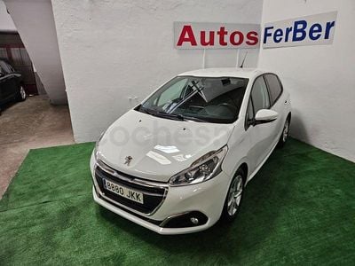 Usado Peugeot 208 Active 100 CV (73 kW) 2016 Blanco Utilitario