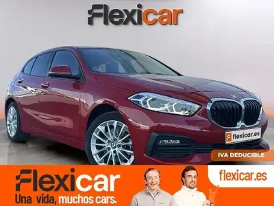 Begagnad BMW 118 136 HK (100 kW) 2022 Röd Halvkombi