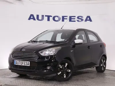 Usado Ford Ka Ultimate 85 CV (62 kW) 2017 Negro Berlina